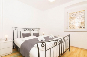 Apartment Mare with free parking Koper